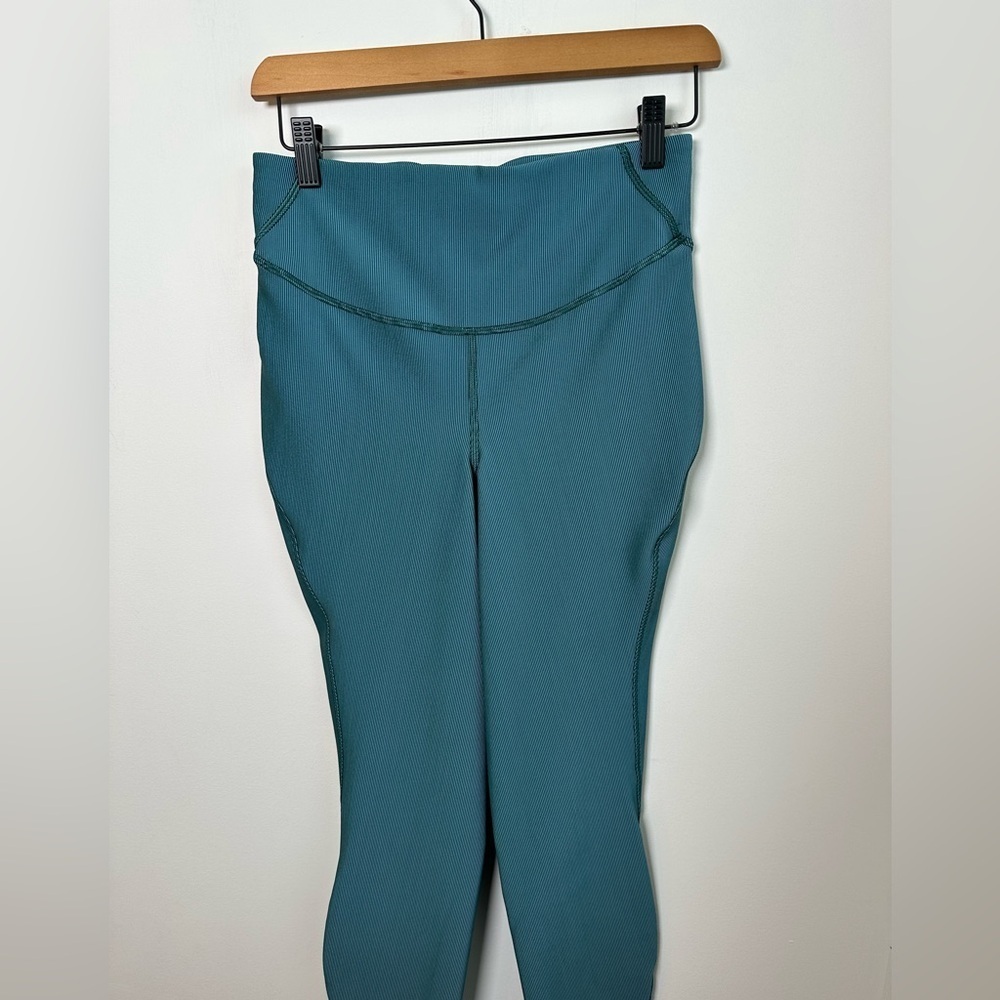 Lululemon Base Pace High-Rise Tight 25" *Two-Tone Ribbed - Picture 7 of 12
